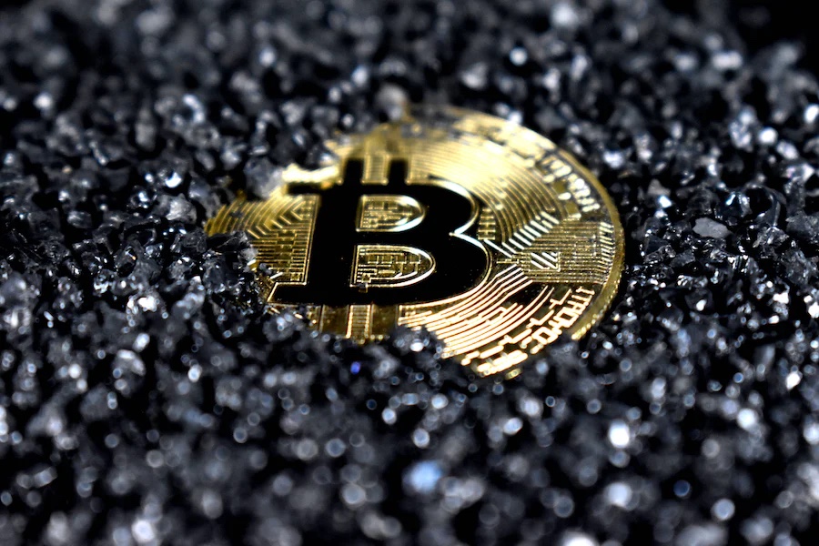 Is Bitcoin Rally Over? Leverage Drops As Halving Highs Fade: Report